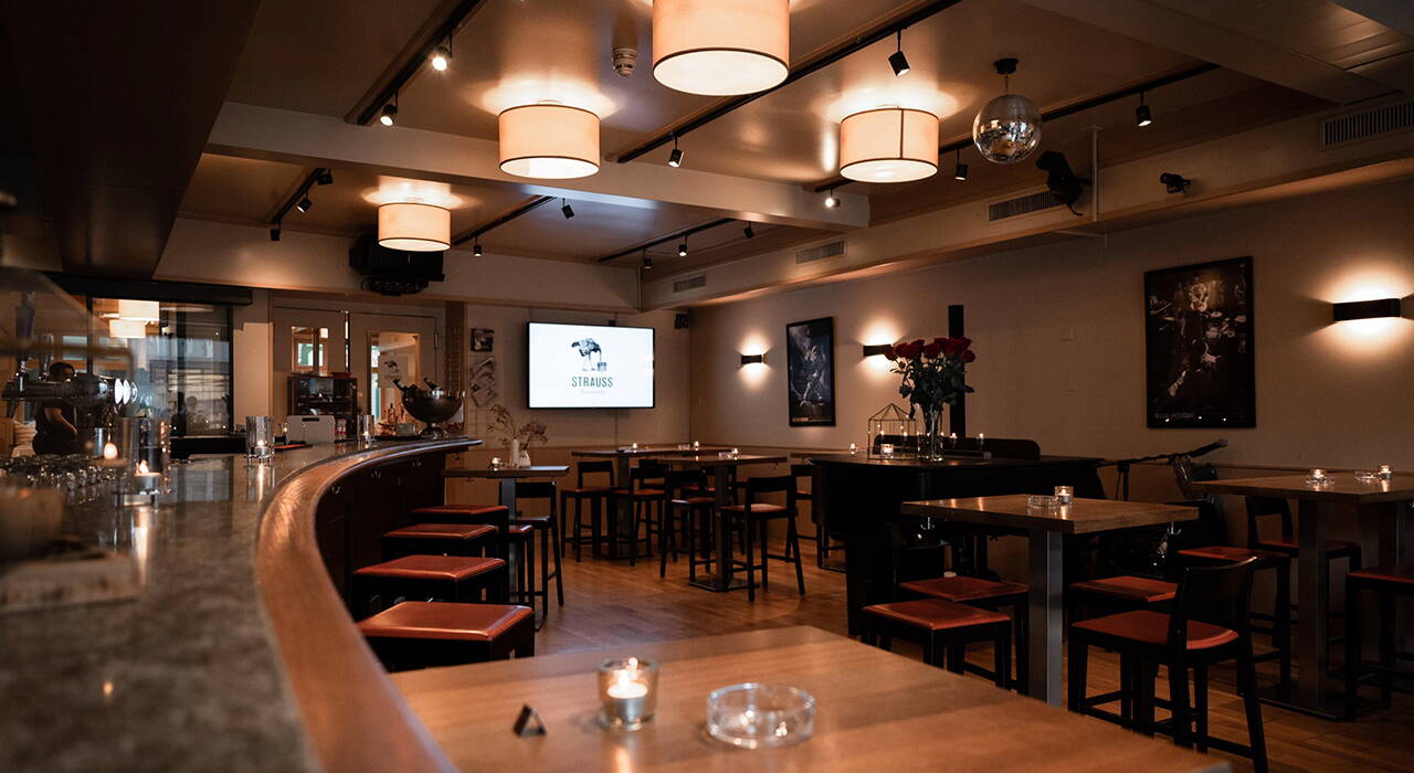 STRAUSS Winterthur Bar